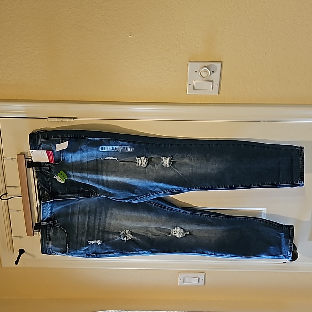 SO light blue Low Rise Jeggings Size 22/40W